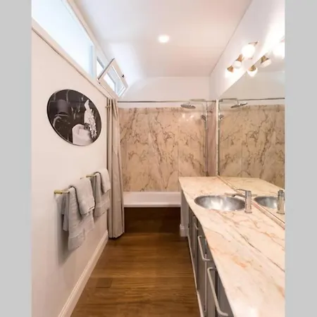 Apartment El Vitalicio Penthouse: Exclusividad En El Centro *